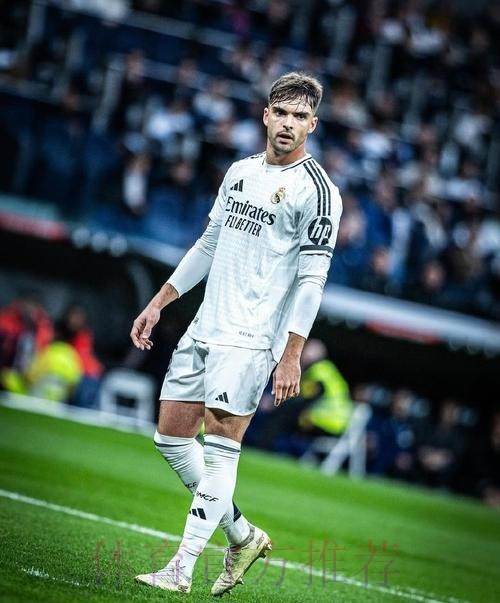 官方:皇马后卫巴列霍外租格拉纳达 今夏两次让号码